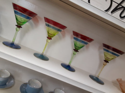 Z - Large Retro Martini Glasses
