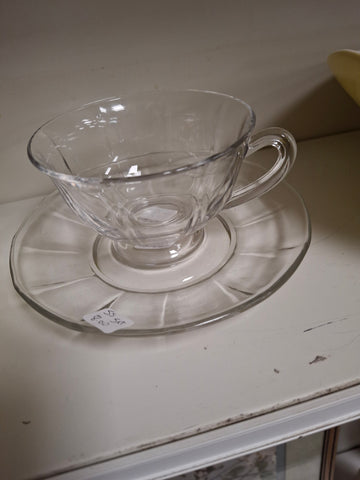 Z-Beautiful glass cup n saucer