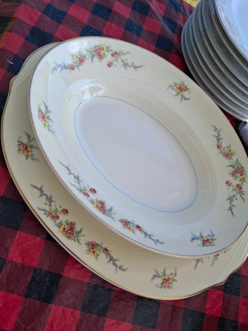 Z-Monticello Vegetable bowl and platter