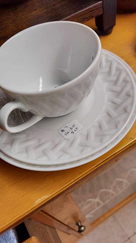 Z-Collectives from Sherry's Shelves-White cup/saucer/butterplate.