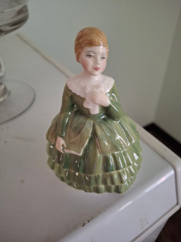 Z-Belle Figurine
